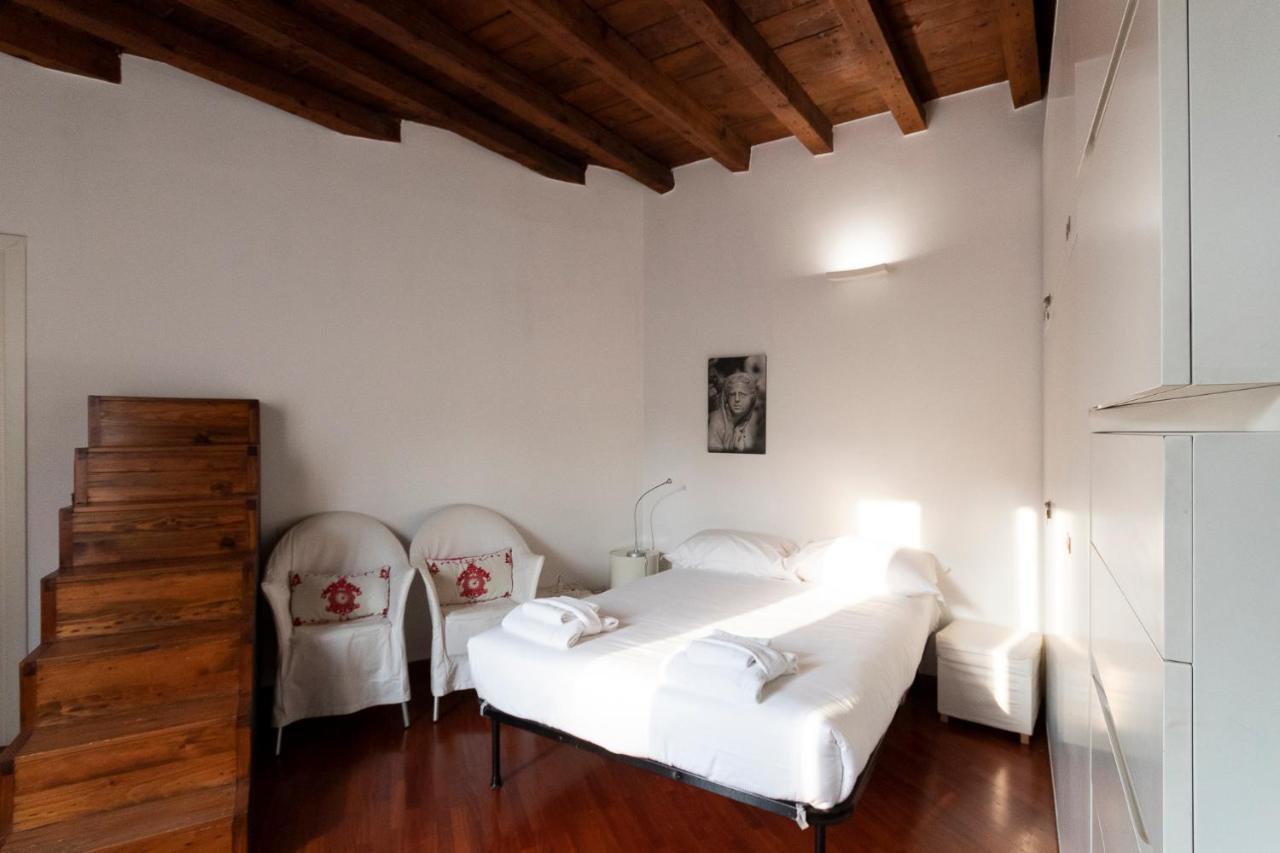 Anfiteatro Apartment In Brera Milano Eksteriør bilde