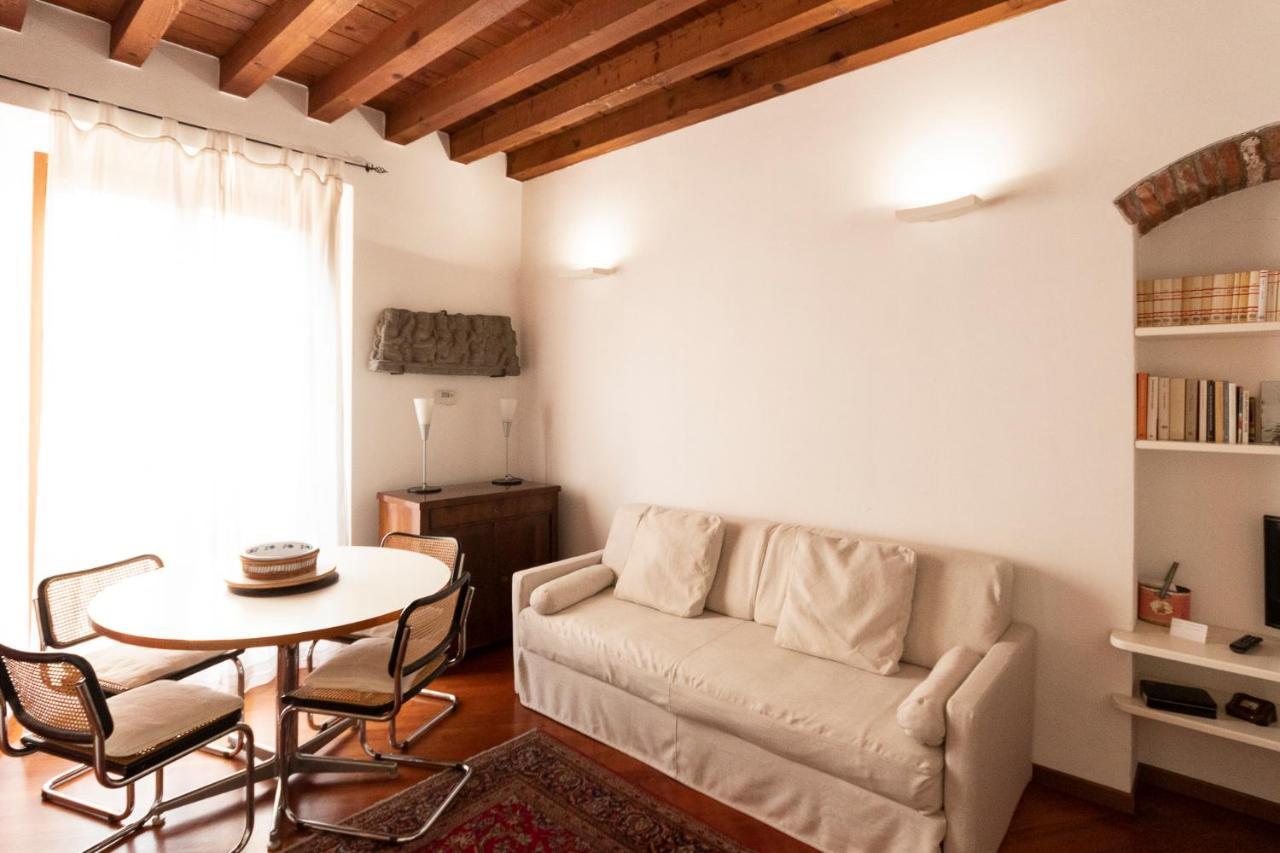 Anfiteatro Apartment In Brera Milano Eksteriør bilde